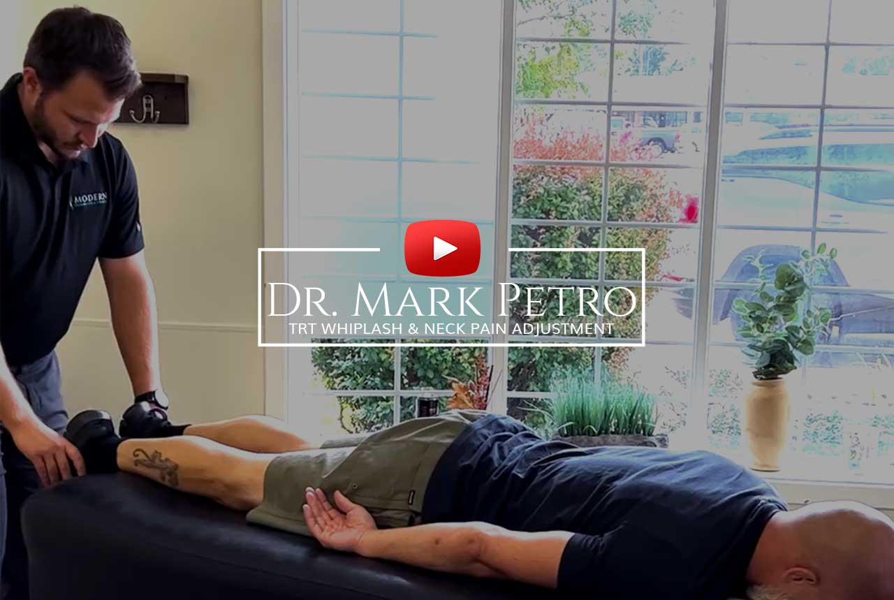 Play Whiplash Neck Pain Chiropractor Adjustment Play Whiplash Neck Pain Chiropractor Adjustment